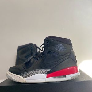 Air Jordan Legacy 312. Size 9.